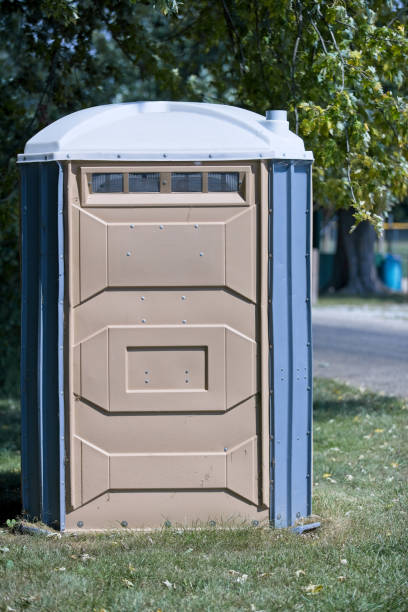 Portable Toilet Options We Offer in Vineyard Haven, MA